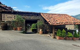 La Casa De Las Chimeneas