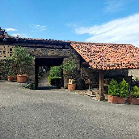 La Casa De Las Chimeneas Tudes Exterior photo